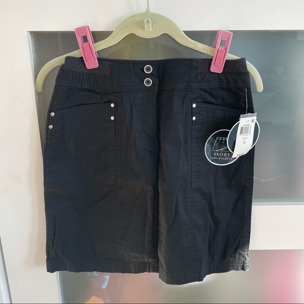 Beautiful black skort
